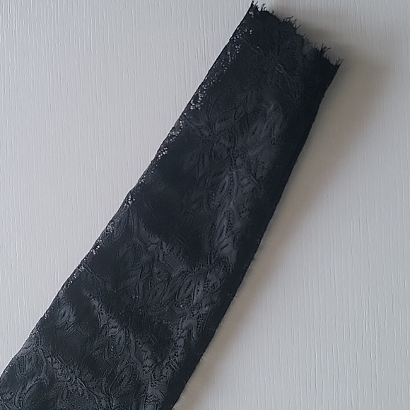 Wilfred Lace Top - Picture 5 of 6